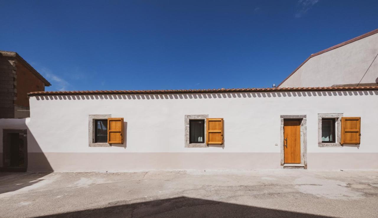 Binzas Betzas Agriturismo Sedilo Luaran gambar